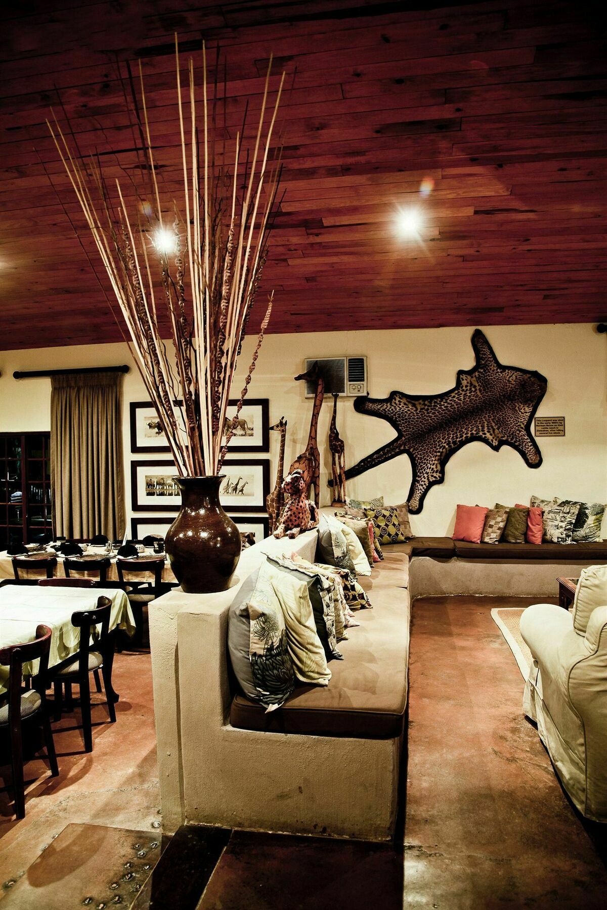 Emdoneni Lodge Hluhluwe Exterior photo